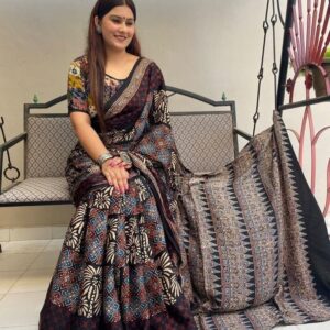 PIXEL ELEGANCE: Digital Print Chanderi Cotton Saree with Matching Blouse2