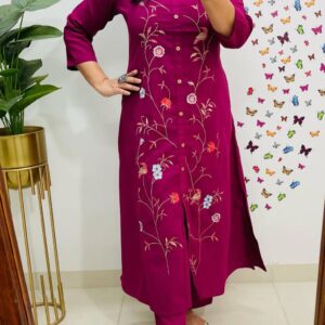 Noorani: Heavy Embroidered Cotton 60*60 Kurta Palazzo Set